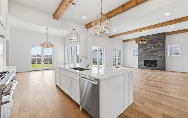 9609 Latour Lane, Fort Worth, TX 76126, 4 Habitaciones Habitaciones , ,5 BañosBaños,Residential,En Venta,9609 Latour Lane,0,21093400