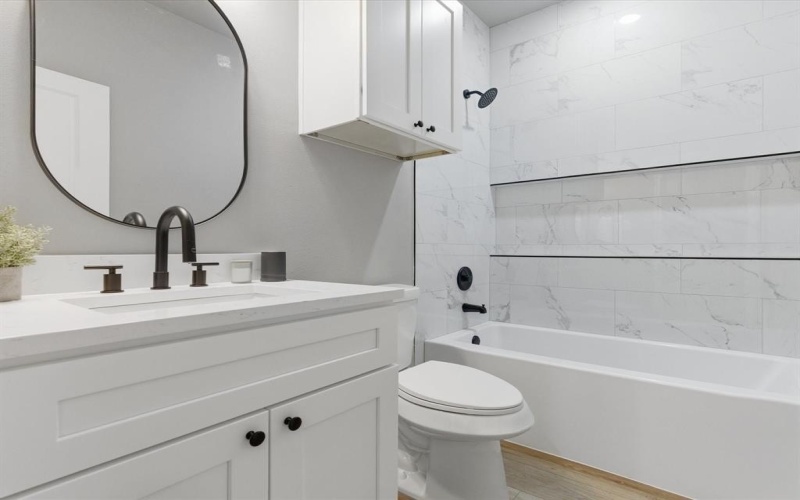 3527 Flint Rock Circle, Granbury, TX 76048, 3 Habitaciones Habitaciones , ,2 BañosBaños,Residential,En Venta,3527 Flint Rock Circle,0,21121415