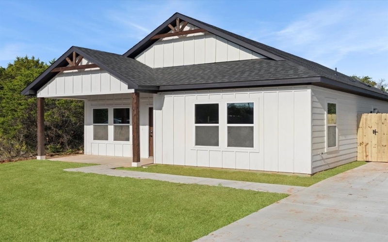 3527 Flint Rock Circle, Granbury, TX 76048, 3 Habitaciones Habitaciones , ,2 BañosBaños,Residential,En Venta,3527 Flint Rock Circle,0,21121415