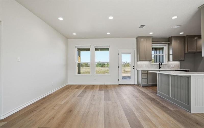 1865 Dobbs Valley Road, Mineral Wells, TX 76067, 4 Habitaciones Habitaciones , ,2 BañosBaños,Residential,En Venta,1865 Dobbs Valley Road,0,21121534