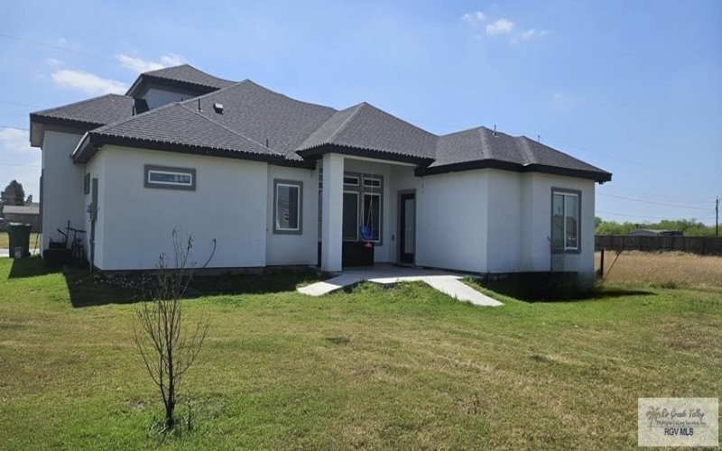 32645 MAYRA ST, LOS FRESNOS, TX 78566, 4 Habitaciones Habitaciones , ,3 BañosBaños,Residential,En Venta,32645 MAYRA ST,29763735