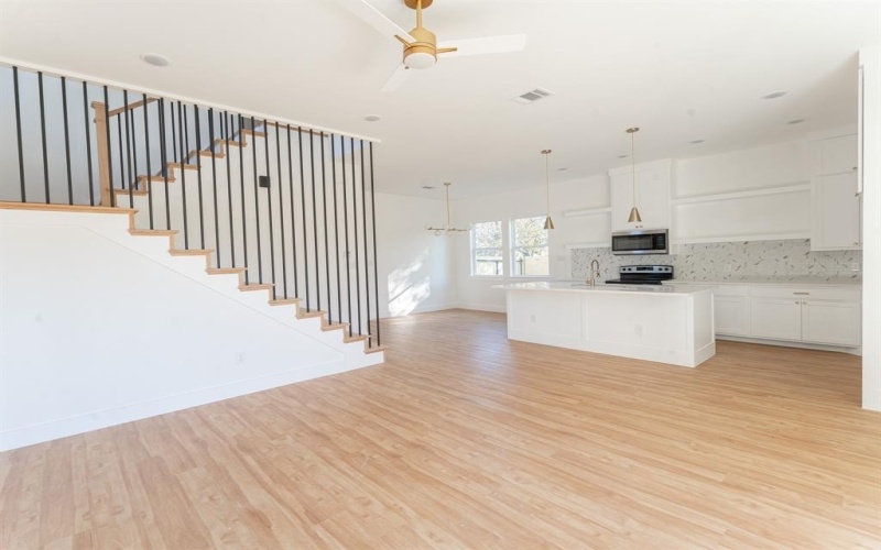 1321 Friendship Drive, Dallas, TX 75217, 3 Bedrooms Bedrooms, ,3 BathroomsBathrooms,Residential,For Sale,1321 Friendship Drive,0,21121567