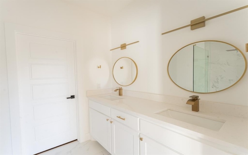 1321 Friendship Drive, Dallas, TX 75217, 3 Bedrooms Bedrooms, ,3 BathroomsBathrooms,Residential,For Sale,1321 Friendship Drive,0,21121567