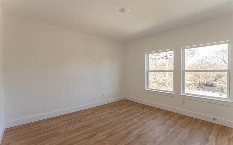 1321 Friendship Drive, Dallas, TX 75217, 3 Bedrooms Bedrooms, ,3 BathroomsBathrooms,Residential,For Sale,1321 Friendship Drive,0,21121567