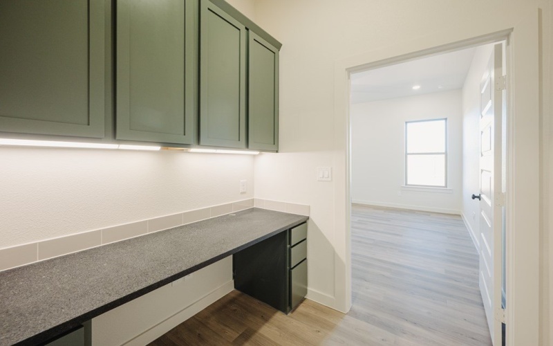 205 Panhandle Drive, Odessa, TX 79765, 4 Bedrooms Bedrooms, ,3 BathroomsBathrooms,Residential,For Sale,205 Panhandle Drive,0,164711