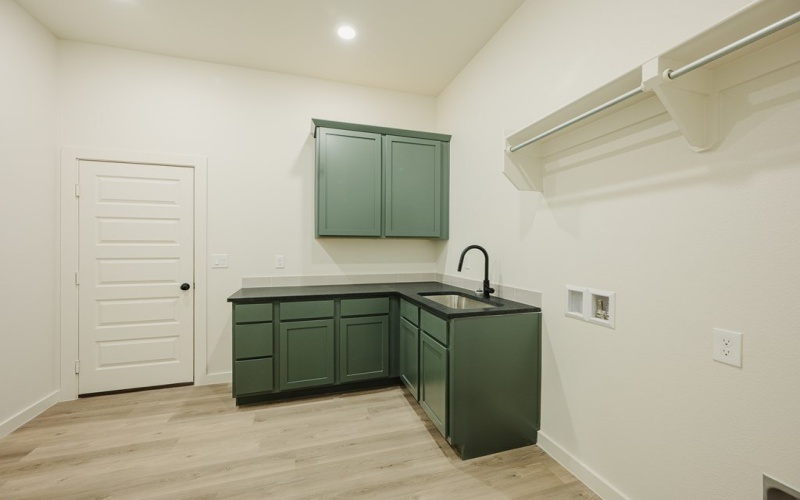 205 Panhandle Drive, Odessa, TX 79765, 4 Bedrooms Bedrooms, ,3 BathroomsBathrooms,Residential,For Sale,205 Panhandle Drive,0,164711