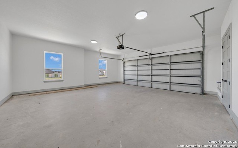 111 Sunset Dr, La Vernia, TX 78121, 5 Bedrooms Bedrooms, ,5 BathroomsBathrooms,Residential,For Sale,111 Sunset Dr,0,1925397