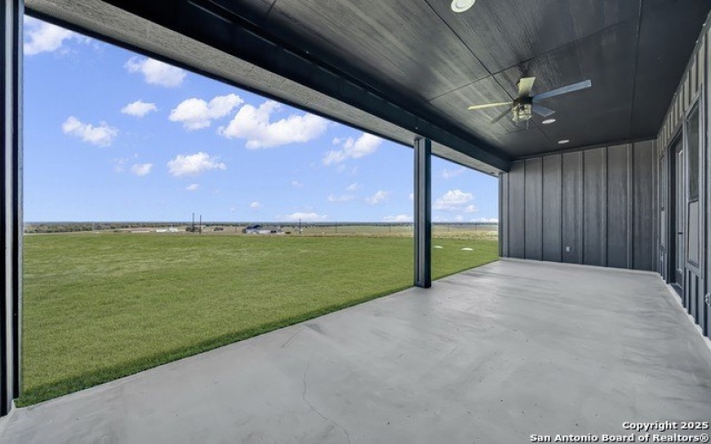 111 Sunset Dr, La Vernia, TX 78121, 5 Bedrooms Bedrooms, ,5 BathroomsBathrooms,Residential,For Sale,111 Sunset Dr,0,1925397