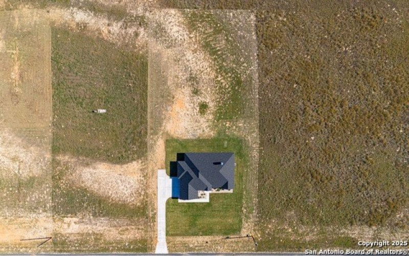 111 Sunset Dr, La Vernia, TX 78121, 5 Bedrooms Bedrooms, ,5 BathroomsBathrooms,Residential,For Sale,111 Sunset Dr,0,1925397