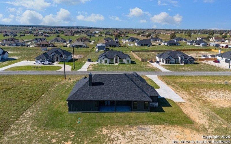 111 Sunset Dr, La Vernia, TX 78121, 5 Bedrooms Bedrooms, ,5 BathroomsBathrooms,Residential,For Sale,111 Sunset Dr,0,1925397