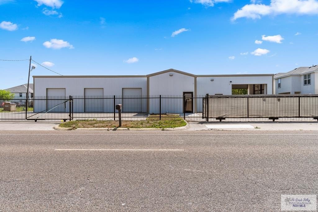 3202 E GRIMES RD #1, HARLINGEN, TX 78550, ,Commercial Sale,En Venta,3202 E GRIMES RD,29763915
