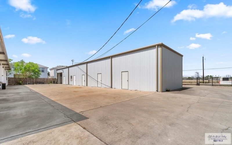 3202 E GRIMES RD #1, HARLINGEN, TX 78550, ,Commercial Sale,En Venta,3202 E GRIMES RD,29763915
