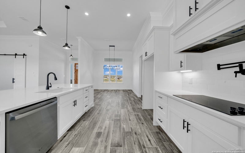 162 Estates Dr, La Vernia, TX 78121, 4 Bedrooms Bedrooms, ,5 BathroomsBathrooms,Residential,For Sale,162 Estates Dr,0,1925434