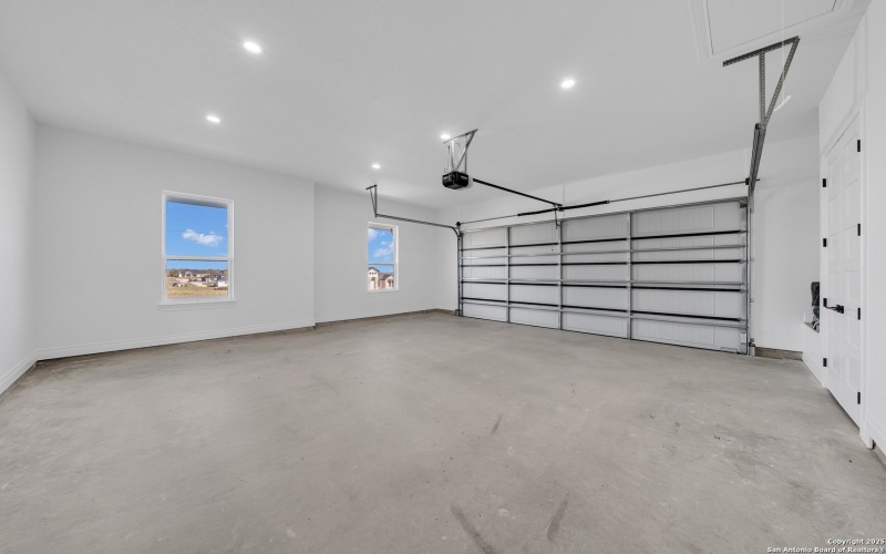 162 Estates Dr, La Vernia, TX 78121, 4 Bedrooms Bedrooms, ,5 BathroomsBathrooms,Residential,For Sale,162 Estates Dr,0,1925434