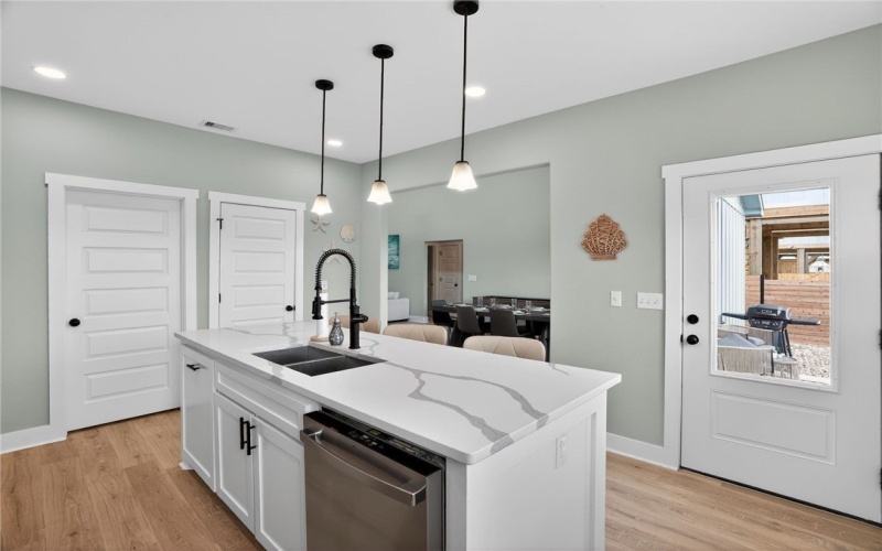 1931 Eskridge Road, Port Aransas, TX 78373, 4 Bedrooms Bedrooms, ,2 BathroomsBathrooms,Residential,For Sale,1931 Eskridge Road,0,468302