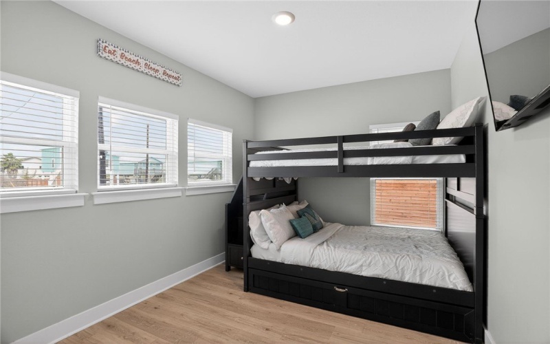 1931 Eskridge Road, Port Aransas, TX 78373, 4 Bedrooms Bedrooms, ,2 BathroomsBathrooms,Residential,For Sale,1931 Eskridge Road,0,468302