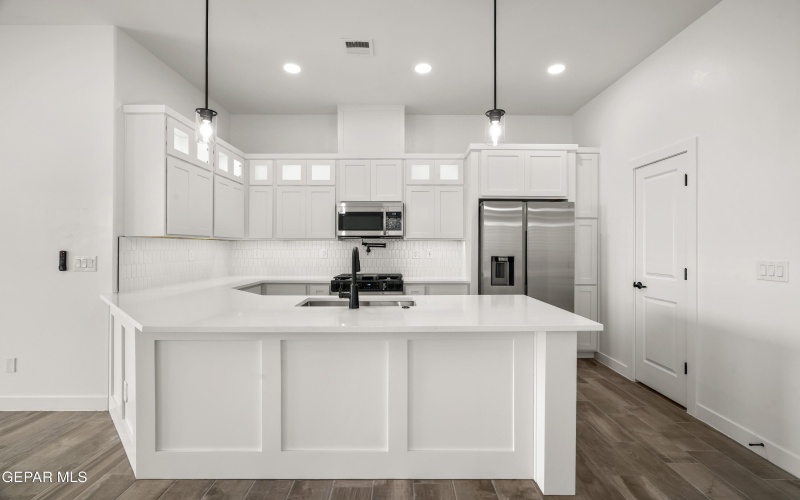 15232 Resolve Drive, El Paso, TX 79938, 3 Bedrooms Bedrooms, ,2 BathroomsBathrooms,Residential,For Sale,15232 Resolve Drive,0,934295