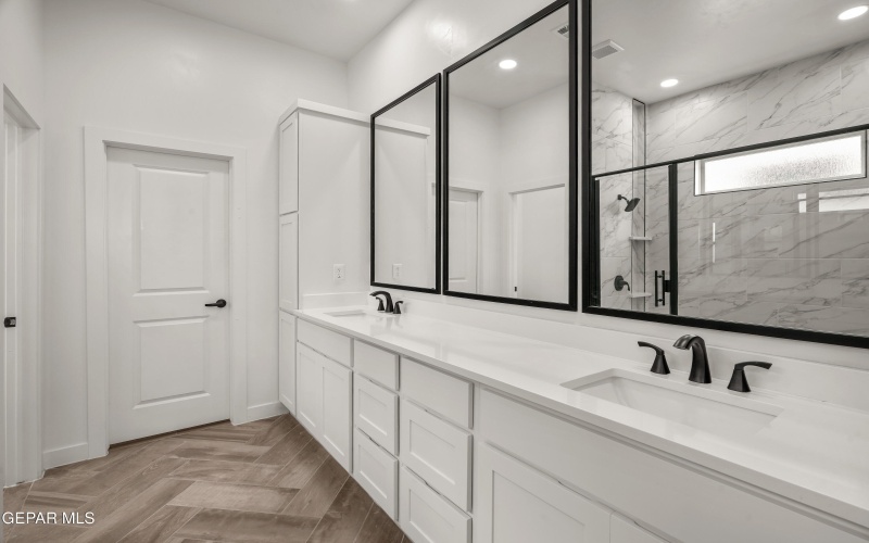 15232 Resolve Drive, El Paso, TX 79938, 3 Bedrooms Bedrooms, ,2 BathroomsBathrooms,Residential,For Sale,15232 Resolve Drive,0,934295