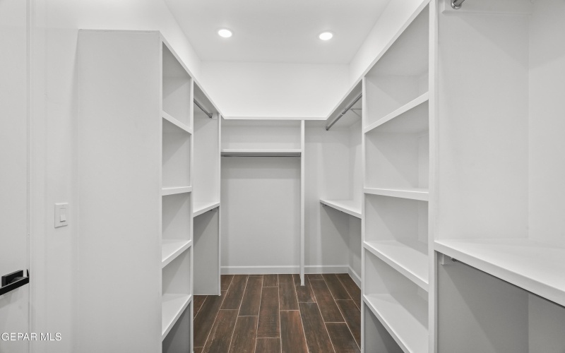 356 RIO DE JAZMIN Circle, El Paso, TX 79932, 4 Bedrooms Bedrooms, ,5 BathroomsBathrooms,Residential,For Sale,356 RIO DE JAZMIN Circle,0,934303