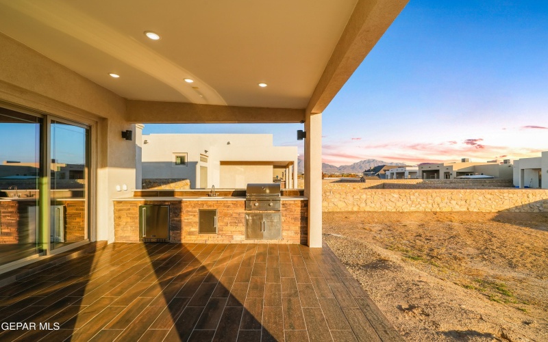 356 RIO DE JAZMIN Circle, El Paso, TX 79932, 4 Bedrooms Bedrooms, ,5 BathroomsBathrooms,Residential,For Sale,356 RIO DE JAZMIN Circle,0,934303