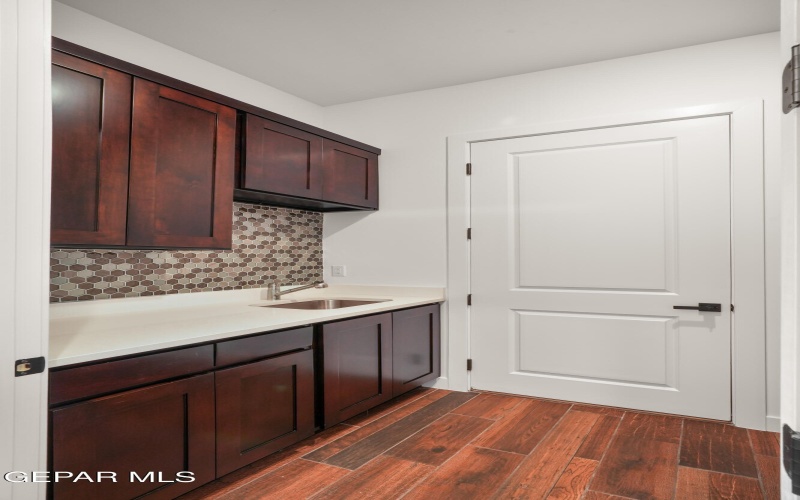 5953 RUIDOSO DOWNS Street, El Paso, TX 79932, 4 Bedrooms Bedrooms, ,2 BathroomsBathrooms,Residential,For Sale,5953 RUIDOSO DOWNS Street,0,934306