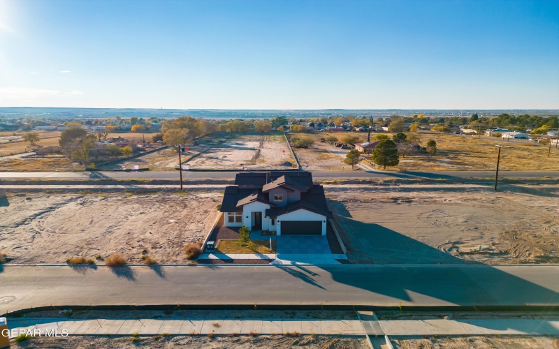 5953 RUIDOSO DOWNS Street, El Paso, TX 79932, 4 Bedrooms Bedrooms, ,2 BathroomsBathrooms,Residential,For Sale,5953 RUIDOSO DOWNS Street,0,934306