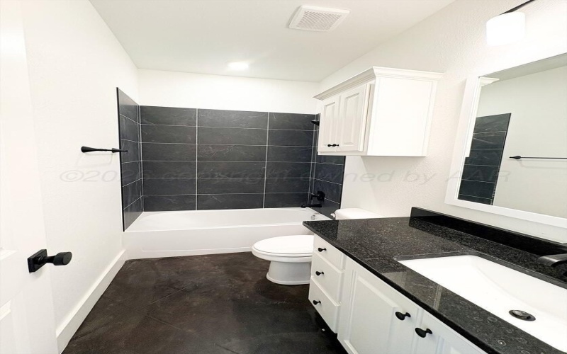 7606 WELLINGTON Court, Amarillo, TX 79119-2204, 3 Habitaciones Habitaciones , ,2 BañosBaños,Residential,En Venta,7606 WELLINGTON Court,0,25-9803