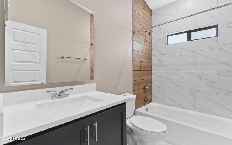 8416 Fish Place, Vinton, TX 79821, 4 Habitaciones Habitaciones , ,2 BañosBaños,Residential,En Venta,8416 Fish Place,0,934317