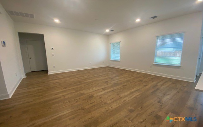 540 Tekoa Drive, Georgetown, TX 78628, 3 Habitaciones Habitaciones , ,2 BañosBaños,Residential,En Venta,540 Tekoa Drive,0,598950