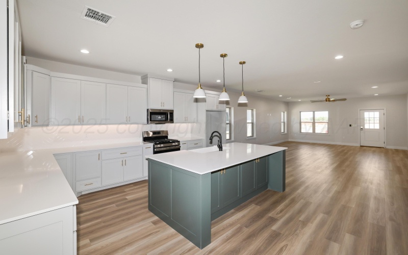 8412 Zayleigh Lane, Amarillo, TX 79110, 3 Bedrooms Bedrooms, ,2 BathroomsBathrooms,Residential,For Sale,8412 Zayleigh Lane,0,25-9808