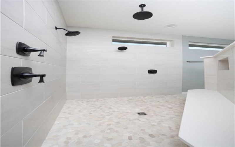 1437 Lois Chesney Street, Corpus Christi, TX 78415, 4 Bedrooms Bedrooms, ,3 BathroomsBathrooms,Residential,For Sale,1437 Lois Chesney Street,0,468347