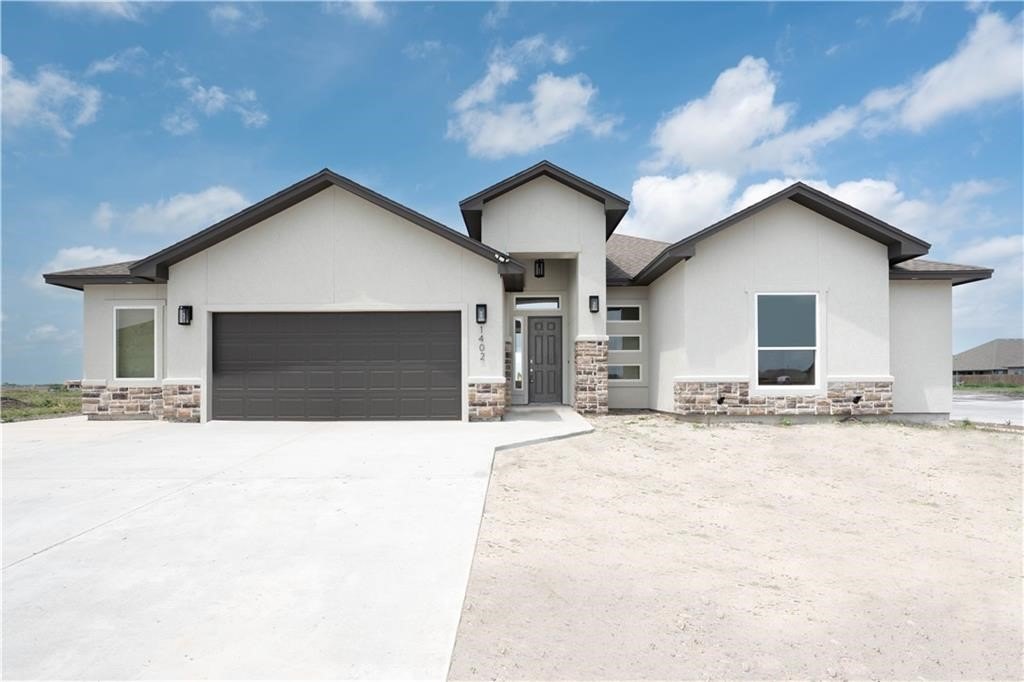 1402 Lois Chesney Street, Corpus Christi, TX 78415, 3 Bedrooms Bedrooms, ,3 BathroomsBathrooms,Residential,For Sale,1402 Lois Chesney Street,0,468349