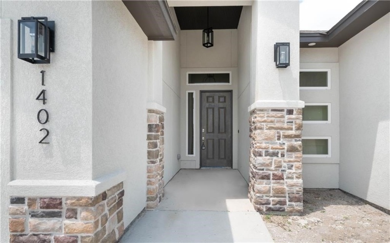 1402 Lois Chesney Street, Corpus Christi, TX 78415, 3 Bedrooms Bedrooms, ,3 BathroomsBathrooms,Residential,For Sale,1402 Lois Chesney Street,0,468349