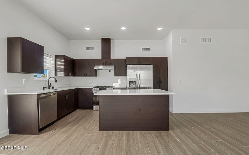 5981 ruidoso downs Street, El Paso, TX 79932, 4 Bedrooms Bedrooms, ,2 BathroomsBathrooms,Residential,For Sale,5981 ruidoso downs Street,0,934344