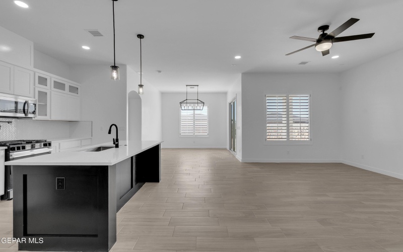 15148 Destination, El Paso, TX 79938, 3 Habitaciones Habitaciones , ,2 BañosBaños,Residential,En Venta,15148 Destination,0,934351