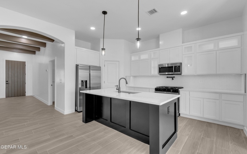 15148 Destination, El Paso, TX 79938, 3 Habitaciones Habitaciones , ,2 BañosBaños,Residential,En Venta,15148 Destination,0,934351