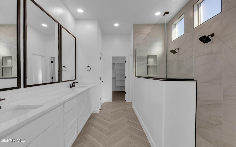 15148 Destination, El Paso, TX 79938, 3 Habitaciones Habitaciones , ,2 BañosBaños,Residential,En Venta,15148 Destination,0,934351