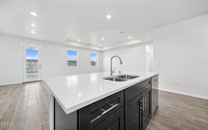 14021 Paseo Central Avenue, El Paso, TX 79928, 3 Habitaciones Habitaciones , ,2 BañosBaños,Residential,En Venta,14021 Paseo Central Avenue,0,934366