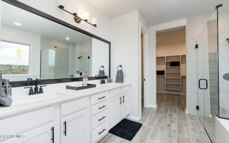 725 Paseo Clasico Street, El Paso, TX 79928, 4 Habitaciones Habitaciones , ,2 BañosBaños,Residential,En Venta,725 Paseo Clasico Street,0,934368