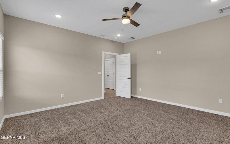 8412 Fish Place, Vinton, TX 79821, 3 Bedrooms Bedrooms, ,2 BathroomsBathrooms,Residential,For Sale,8412 Fish Place,0,934378