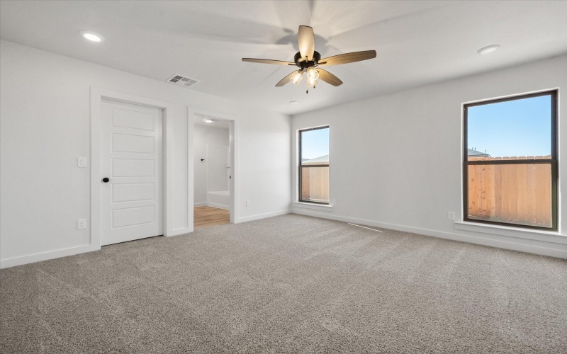 1309 N Chicago Avenue, Lubbock, TX 79416, 3 Habitaciones Habitaciones , ,2 BañosBaños,Residential,En Venta,1309 N Chicago Avenue,0,202563542