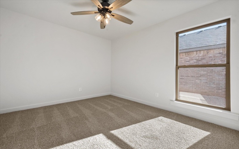 1309 N Chicago Avenue, Lubbock, TX 79416, 3 Habitaciones Habitaciones , ,2 BañosBaños,Residential,En Venta,1309 N Chicago Avenue,0,202563542