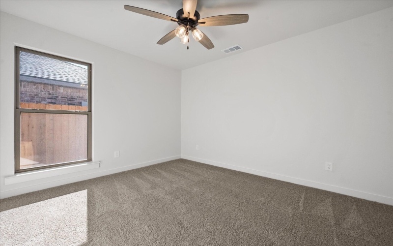 1309 N Chicago Avenue, Lubbock, TX 79416, 3 Habitaciones Habitaciones , ,2 BañosBaños,Residential,En Venta,1309 N Chicago Avenue,0,202563542