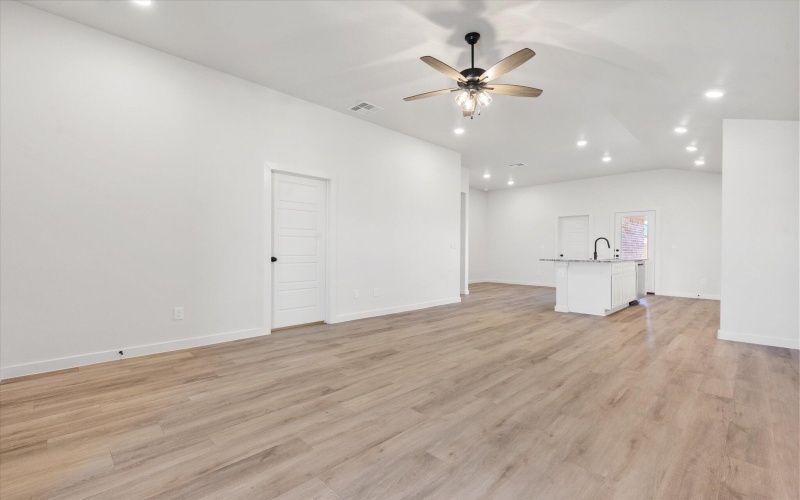 1309 N Chicago Avenue, Lubbock, TX 79416, 3 Habitaciones Habitaciones , ,2 BañosBaños,Residential,En Venta,1309 N Chicago Avenue,0,202563542