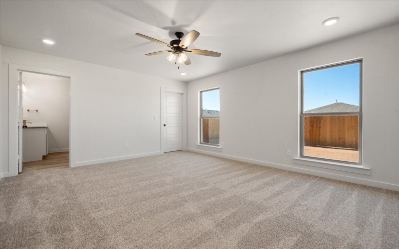 1307 N Chicago Avenue, Lubbock, TX 79416, 3 Habitaciones Habitaciones , ,2 BañosBaños,Residential,En Venta,1307 N Chicago Avenue,0,202563544