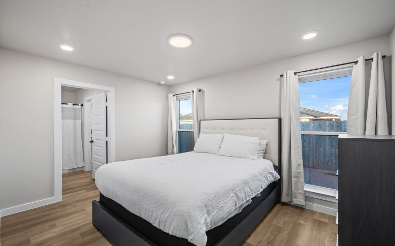 14506 Paris Avenue, Lubbock, TX 79423, 3 Habitaciones Habitaciones , ,2 BañosBaños,Residential,En Venta,14506 Paris Avenue,0,202563553