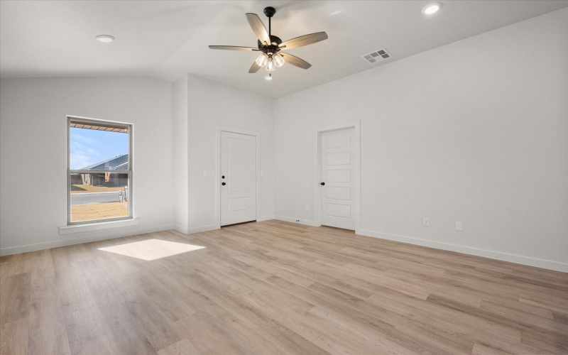 7210 8th Street, Lubbock, TX 79416, 3 Habitaciones Habitaciones , ,2 BañosBaños,Residential,En Venta,7210 8th Street,0,202563560