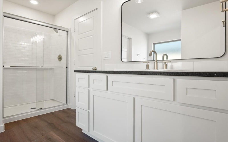 7215 7th Street, Lubbock, TX 79416, 3 Habitaciones Habitaciones , ,2 BañosBaños,Residential,En Venta,7215 7th Street,0,202563561