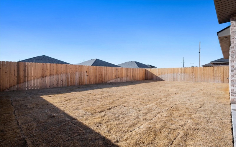 7215 7th Street, Lubbock, TX 79416, 3 Habitaciones Habitaciones , ,2 BañosBaños,Residential,En Venta,7215 7th Street,0,202563561
