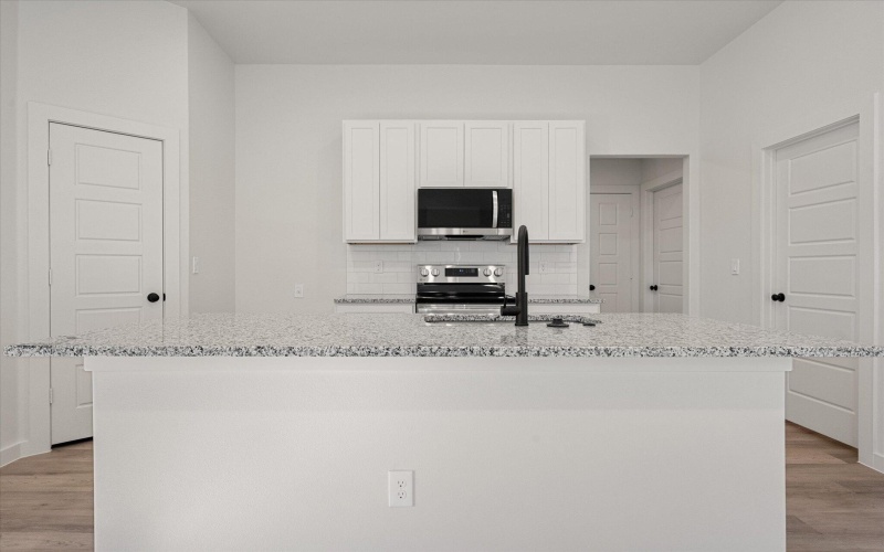 7213 7th Street, Lubbock, TX 79416, 4 Habitaciones Habitaciones , ,2 BañosBaños,Residential,En Venta,7213 7th Street,0,202563563